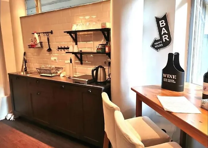 Cheerful Downtown Apartment Budapest