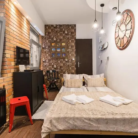 Apartment Cheerful Downtown